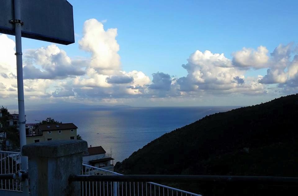 Le Terrazze Di Cristina Bed & Breakfast Vietri Luaran gambar