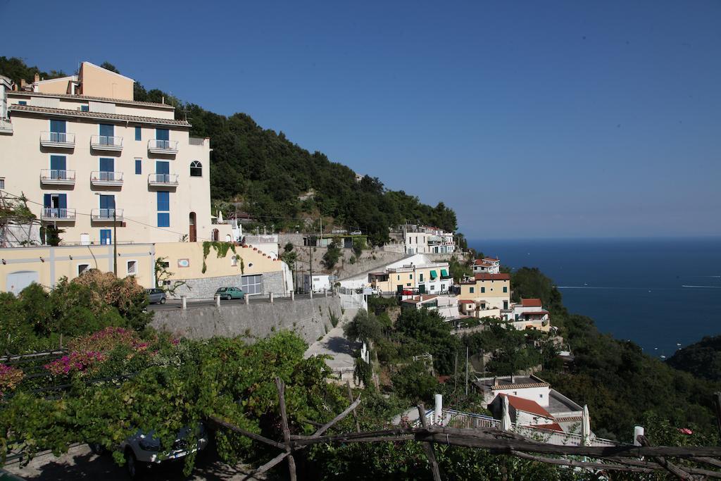 Le Terrazze Di Cristina Bed & Breakfast Vietri Luaran gambar