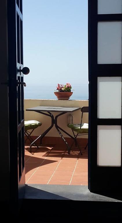 Le Terrazze Di Cristina Bed & Breakfast Vietri Luaran gambar