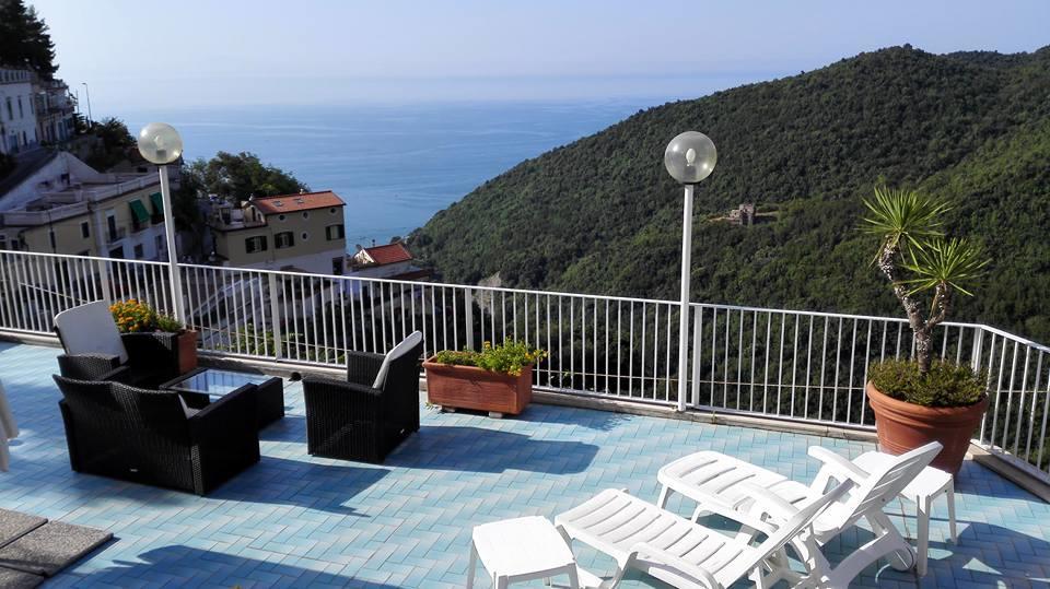 Le Terrazze Di Cristina Bed & Breakfast Vietri Luaran gambar