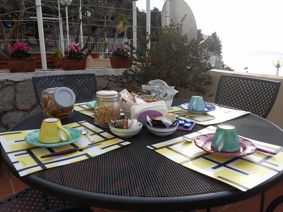 Le Terrazze Di Cristina Bed & Breakfast Vietri Luaran gambar