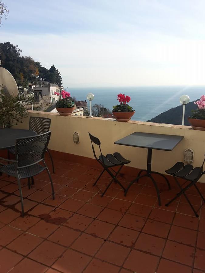 Le Terrazze Di Cristina Bed & Breakfast Vietri Luaran gambar