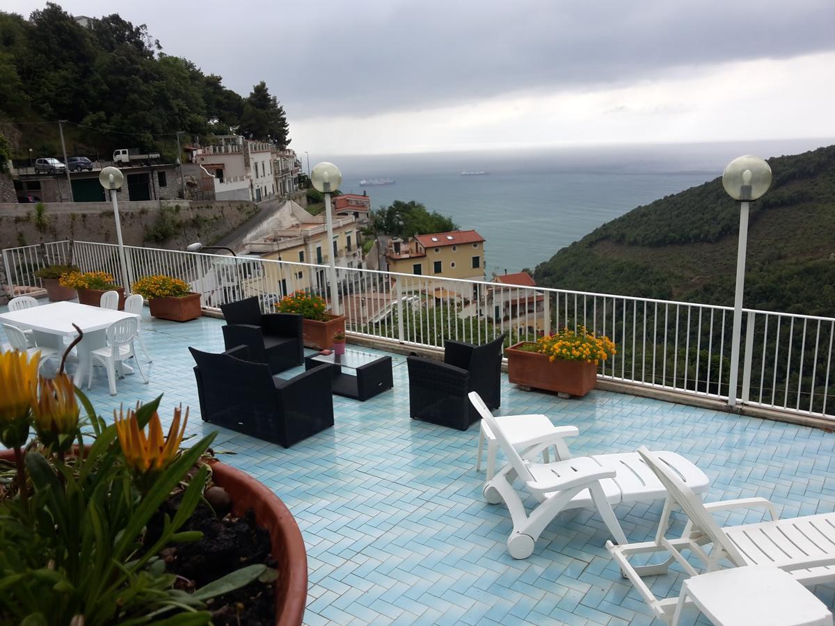Le Terrazze Di Cristina Bed & Breakfast Vietri Luaran gambar