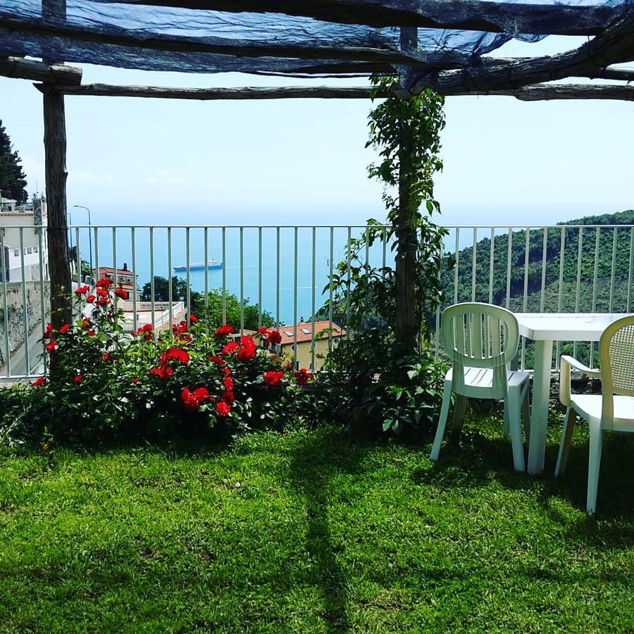 Le Terrazze Di Cristina Bed & Breakfast Vietri Luaran gambar